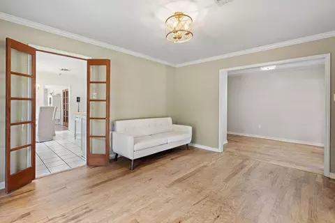 Living - 1024 S Filmore St, Covington, LA 70433 photo 1 of 2