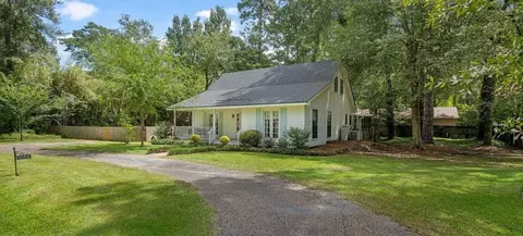 Exterior - 1024 S Filmore St, Covington, LA 70433 photo 2 of 5