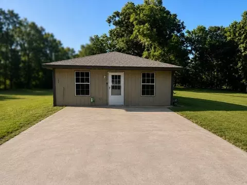147 Day Ln, Mansura, LA 71350