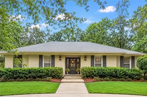 237 Shaunell Dr, Mandeville, LA 70448
