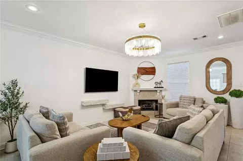 Living - 4036 Jonathon Ln, Covington, LA 70433 photo 2 of 2