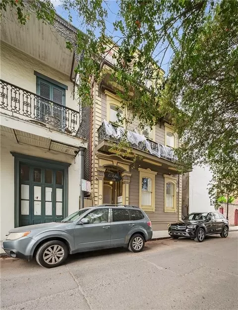 1309 Dauphine St, New Orleans, LA 70116