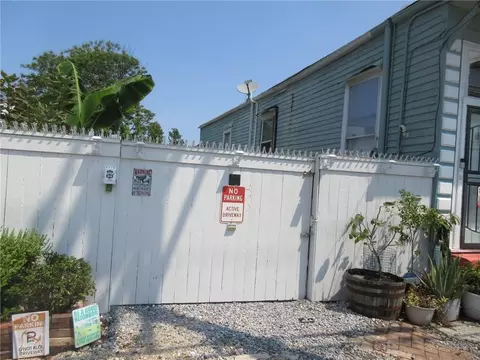 1627 N Villere St, New Orleans, LA 70116