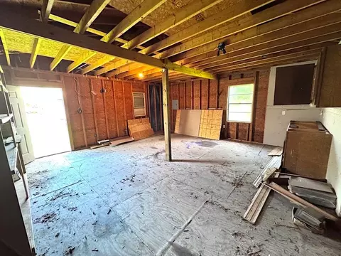 Other - 2596 4th St, Slidell, LA 70458 photo 6 of 7