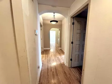 Entry Way - 2596 4th St, Slidell, LA 70458 photo 3 of 4