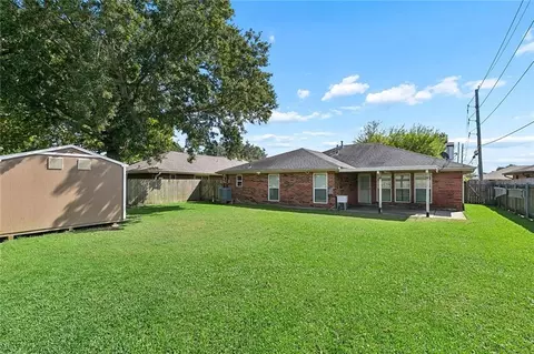 Exterior - 25 Normandy Dr, Kenner, LA 70065 photo 6 of 6