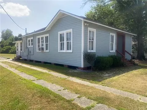1109 S Holly St, Hammond, LA 70403