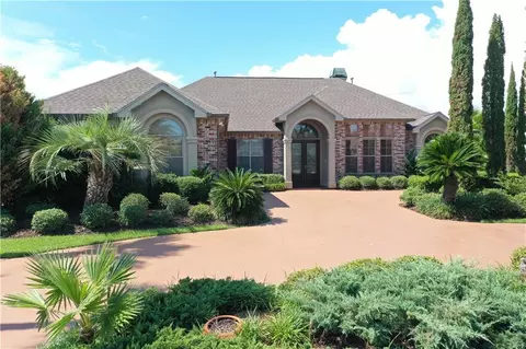 Exterior - 257 E Augusta Ln, Slidell, LA 70458 photo 12 of 13