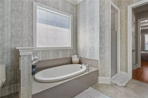 Bath - 257 E Augusta Ln, Slidell, LA 70458 photo 2 of 4