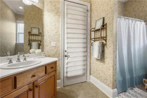 Bath - 257 E Augusta Ln, Slidell, LA 70458 photo 4 of 4