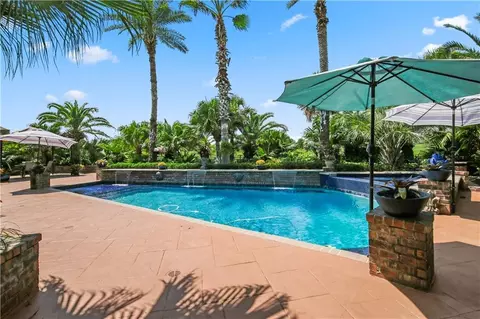 Exterior - 257 E Augusta Ln, Slidell, LA 70458 photo 6 of 13