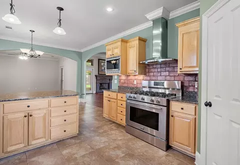 Kitchen - 1508 Petite Ct, Covington, LA 70433 photo 1 of 1
