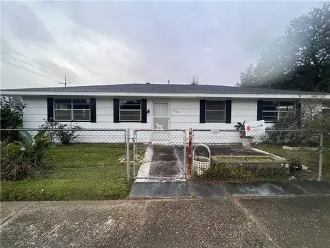 3879 Magellan St, New Orleans, LA 70114