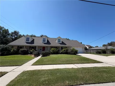 3800 Metairie Ct, Metairie, LA 70002