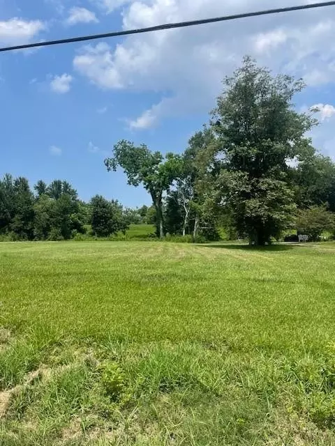 14808 River Rd, Hahnville, LA 70057