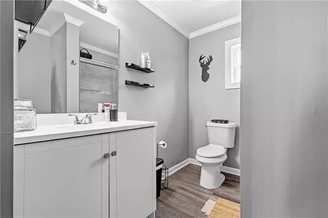 Bath - 212 Claudes Rd # C, Colfax, LA 71417 photo 1 of 3