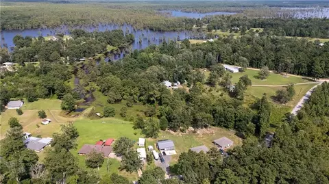 View/Area - 212 Claudes Rd # C, Colfax, LA 71417 photo 1 of 2