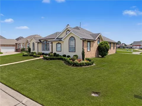 Exterior - 23 Inlet Dr, Slidell, LA 70458 photo 3 of 3