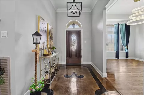 Entry Way - 23 Inlet Dr, Slidell, LA 70458 photo 2 of 5