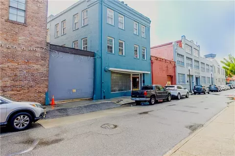 422 Notre Dame St #3, New Orleans, LA 70130