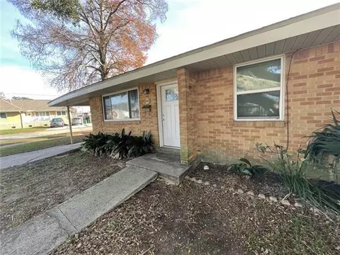 8700 Donnaway St, Metairie, LA 70003