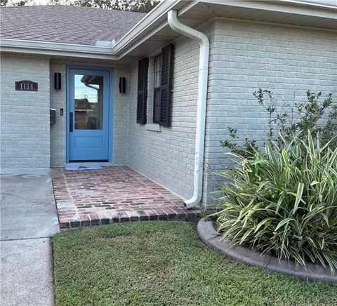 1116 Generes Dr, Harahan, LA 70123