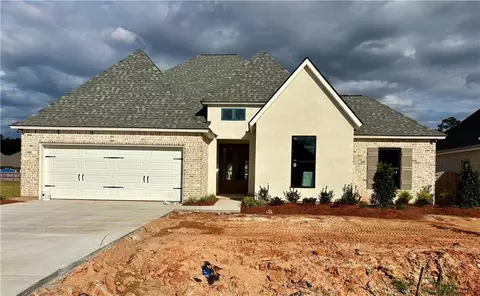 2028 White Dove Dr, Madisonville, LA 70447