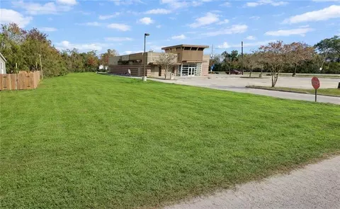 9840 B Hwy 23, Belle Chasse, LA 70037