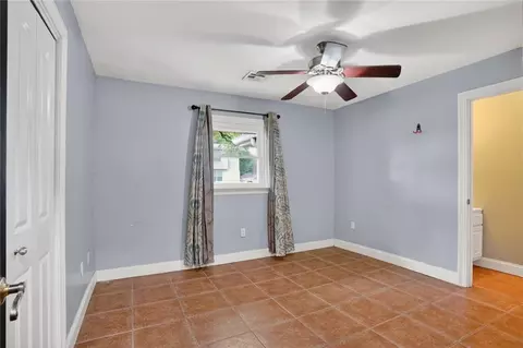 Bedroom - 45 E Carmack Dr, Chalmette, LA 70043 photo 2 of 4