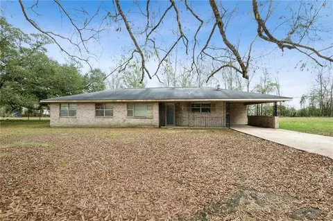 19302 Robert Rd, Hammond, LA 70401
