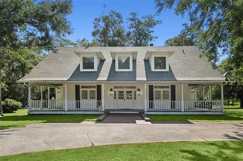 Exterior - 114 Kendrick Dr, Slidell, LA 70461 photo 2 of 5