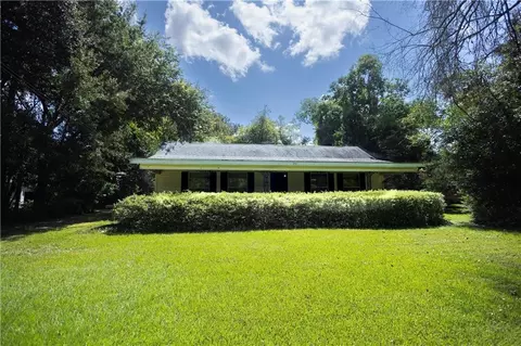 5301 Horseshoe Dr, Alexandria, LA 71302