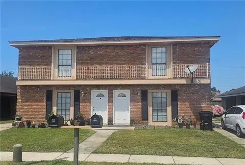 8901 03 Bunker Hill Rd, New Orleans, LA 70127