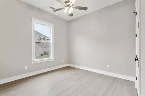 Bedroom - 72701 Robindale Dr, Covington, LA 70435 photo 1 of 1