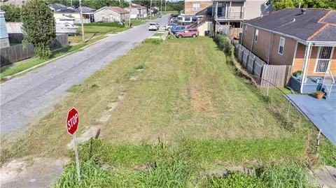 2700 New York St, New Orleans, LA 70122
