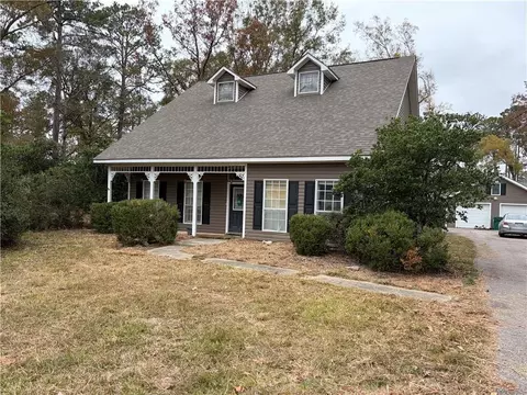 11063 Ragan Dr, Ponchatoula, LA 70454