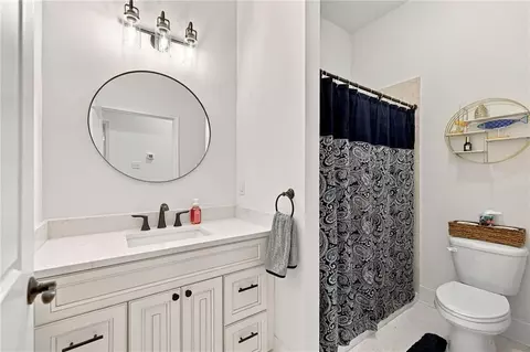 Bath - 23752 Monarch Pt, Springfield, LA 70462 photo 3 of 3