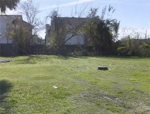 12300 Carmel Pl, New Orleans, LA 70128