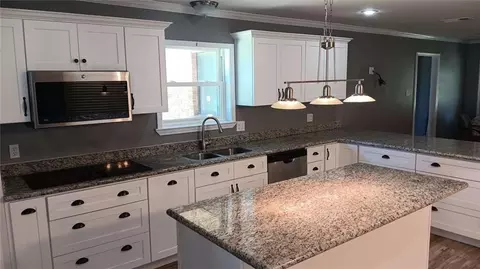 Kitchen - 13045 Heather Dr, Walker, LA 70785 photo 3 of 6
