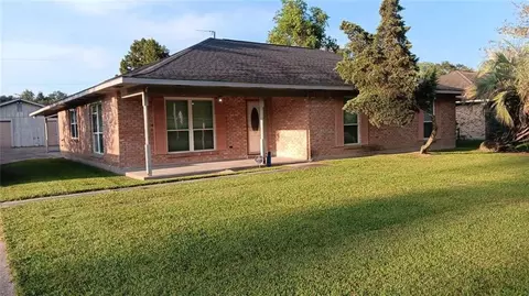 Exterior - 13045 Heather Dr, Walker, LA 70785 photo 3 of 10