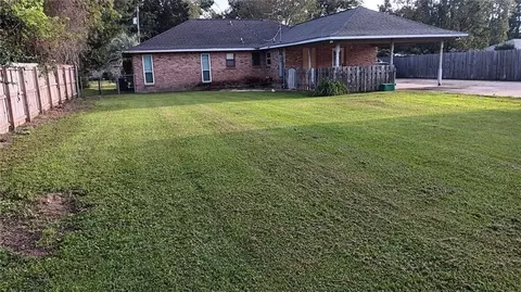 Exterior - 13045 Heather Dr, Walker, LA 70785 photo 8 of 10