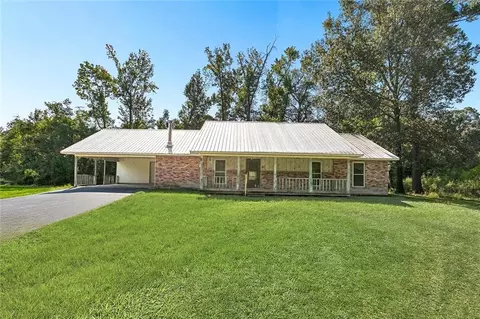 32749 John Barber Rd, Holden, LA 70744
