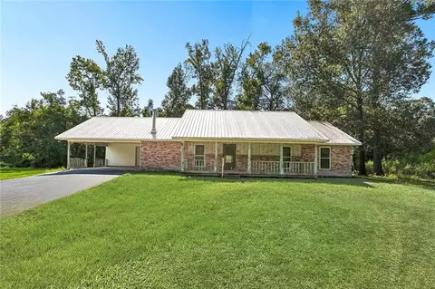 32749 John Barber Rd, Holden, LA 70744
