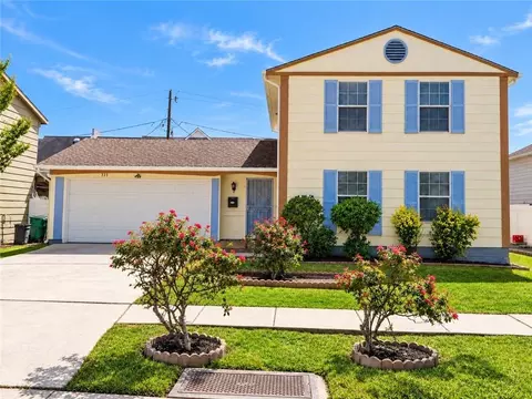 733 Mystic Ave, Terrytown, LA 70056