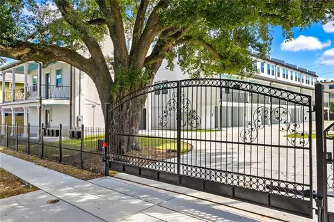 1725 St Andrew St #F, New Orleans, LA 70113