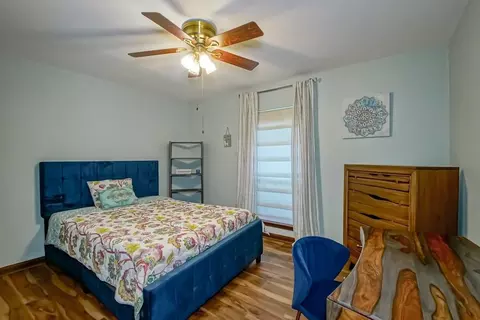 Bedroom - 131 Kingston Dr, Slidell, LA 70458 photo 3 of 5