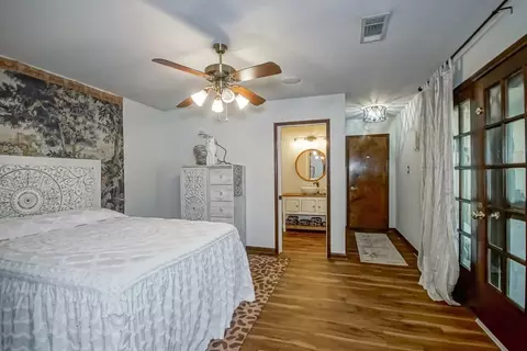 Bedroom - 131 Kingston Dr, Slidell, LA 70458 photo 2 of 5