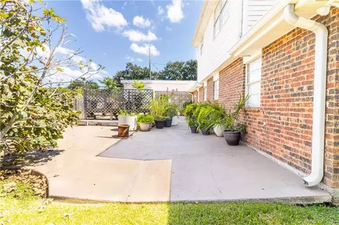 Exterior - 5000 Willowtree Rd, Marrero, LA 70072 photo 7 of 8