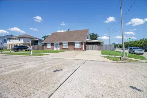 Exterior - 5000 Willowtree Rd, Marrero, LA 70072 photo 3 of 8