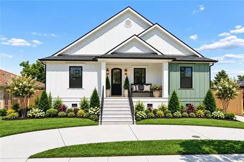 1245 Gardena Dr, New Orleans, LA 70122